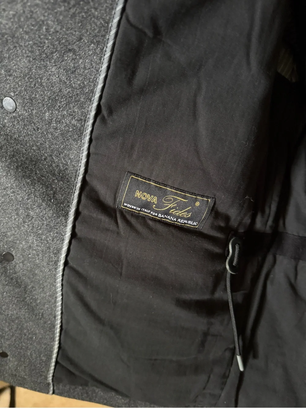 Banana Republic structured pea